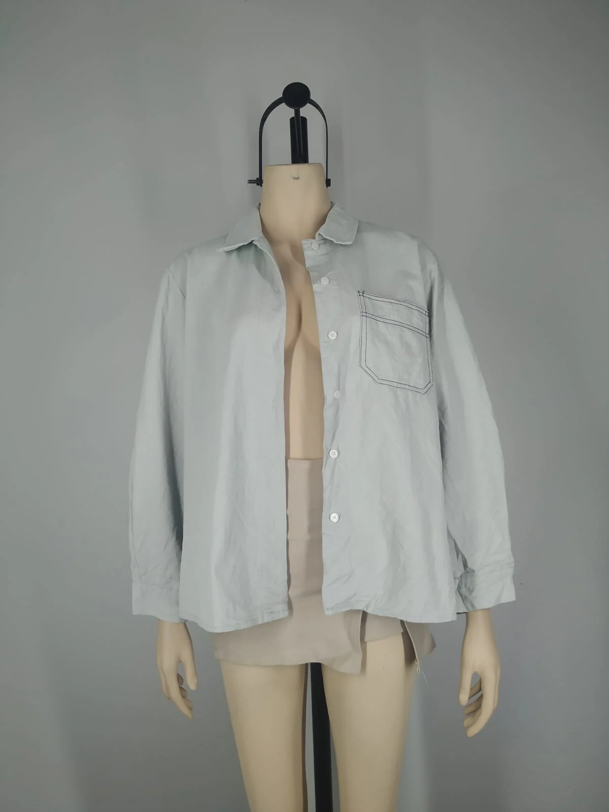 Casaca denim cemento talla M